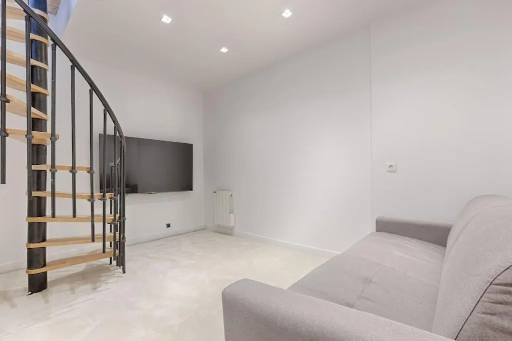Appartamento Zen & Luxury 2Br Flat - Eiffel Tower Parigi