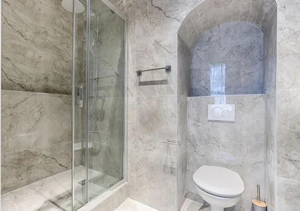 Appartamento Zen & Luxury 2Br Flat - Eiffel Tower Parigi 0*,