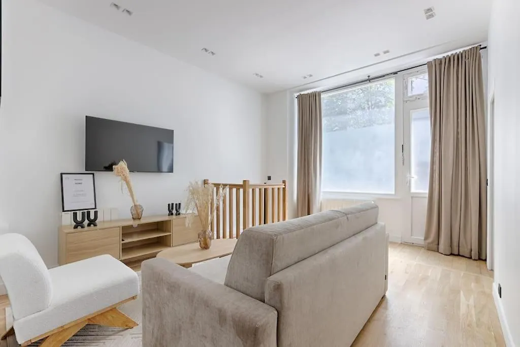 Zen & Luxury 2Br Flat - Eiffel Tower Apartment Paris
